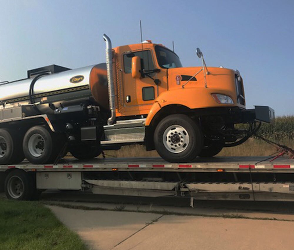 Semi truck transport services in Virginia Beach, VA with reliable delivery