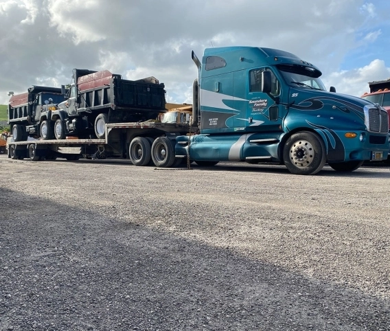 Commercial truck transport solutions in Atlanta, GA for fleet shipping
