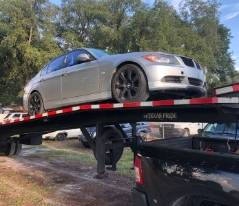Open carrier serving New York vehicle transport