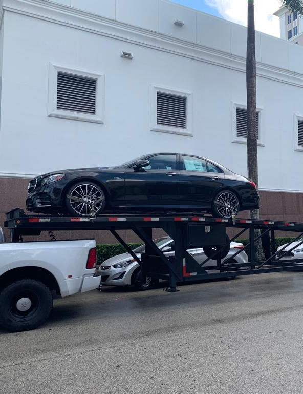 Arkansas Driveway, shipping a black Mercedes Benz Class A to Arkansas