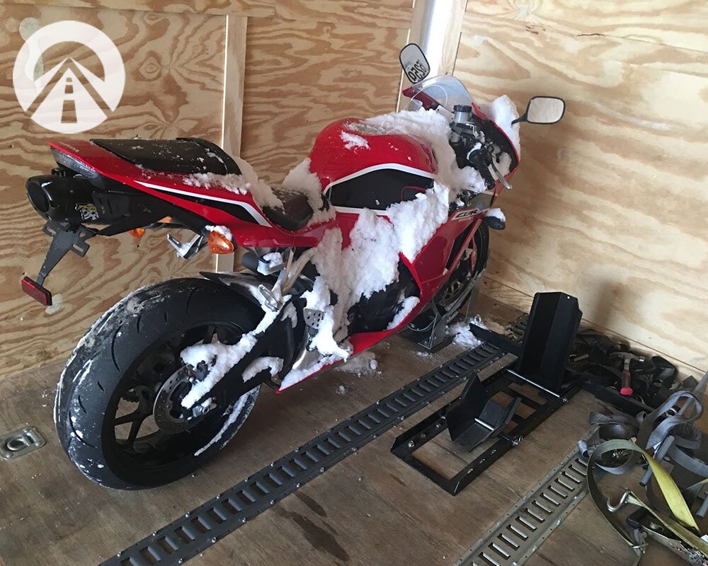 Nationwide motorcycle transport, shipping a red motorcycle from Utah to Washington