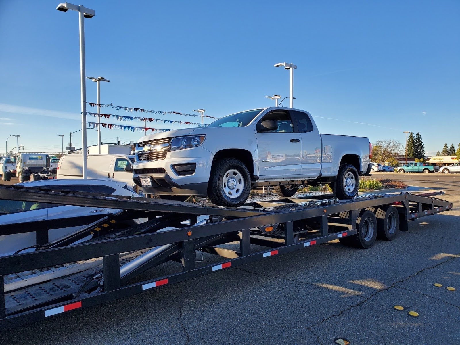 2020 chevrolet colorado pickup truck on trailer