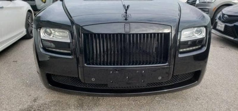 rolls-black-auto-transport rolls-black-auto-transport